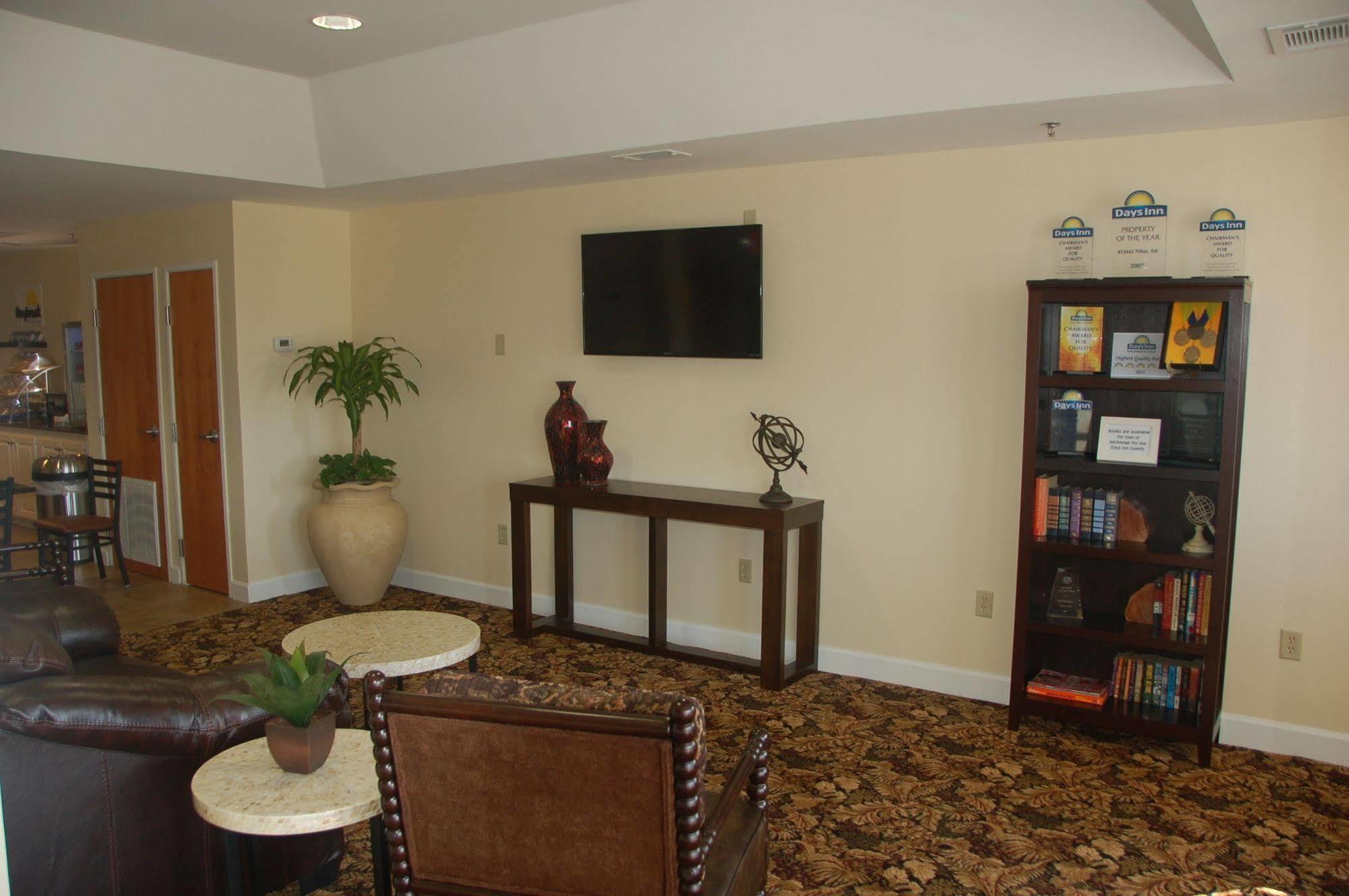 Spark By Hilton Tifton Esterno foto